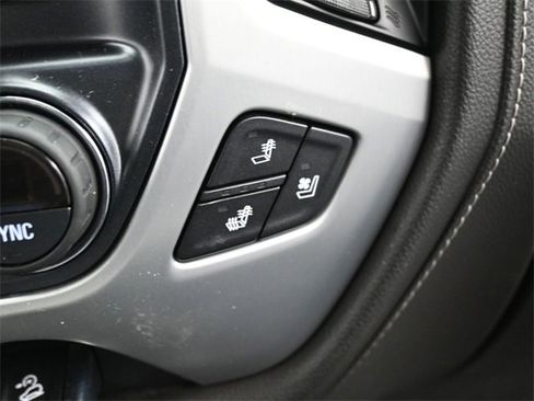 Used 2018 GMC Sierra 1500 SLT w/ SLT Premium Package image 29