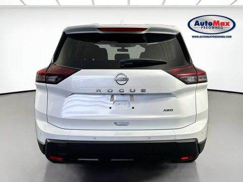 Used 2025 Nissan Rogue SV AWD/4WD image 7
