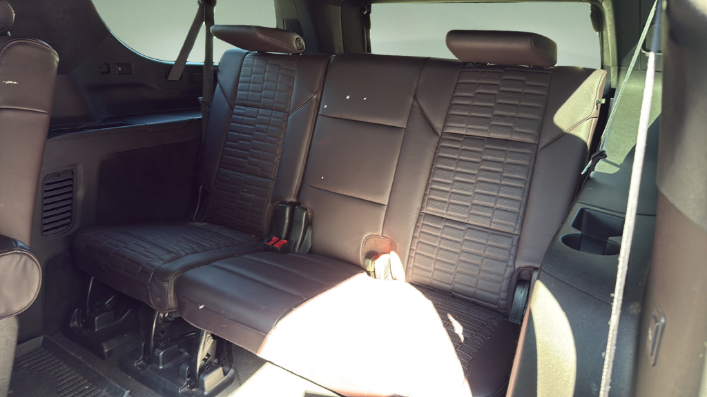 Certified 2024 Cadillac Escalade ESV Sport Platinum w/ LPO, ONYX Package AWD/4WD image 28