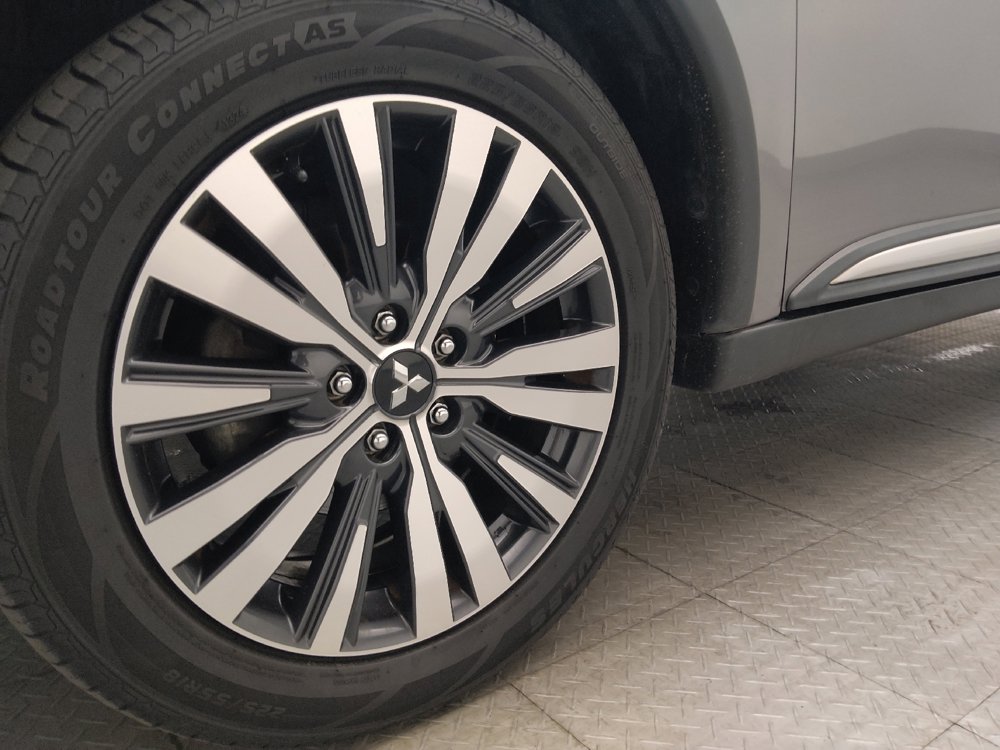 Used 2019 Mitsubishi Outlander SEL FWD image 31