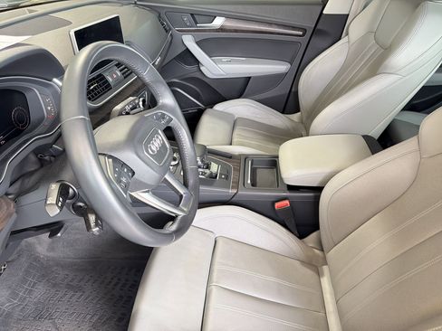 Used 2018 Audi Q5 2.0T Premium Plus w/ Premium Plus Package image 3