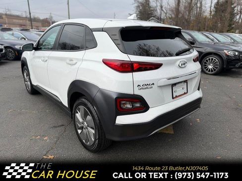Used 2021 Hyundai Kona Limited w/ Cargo Package image 13