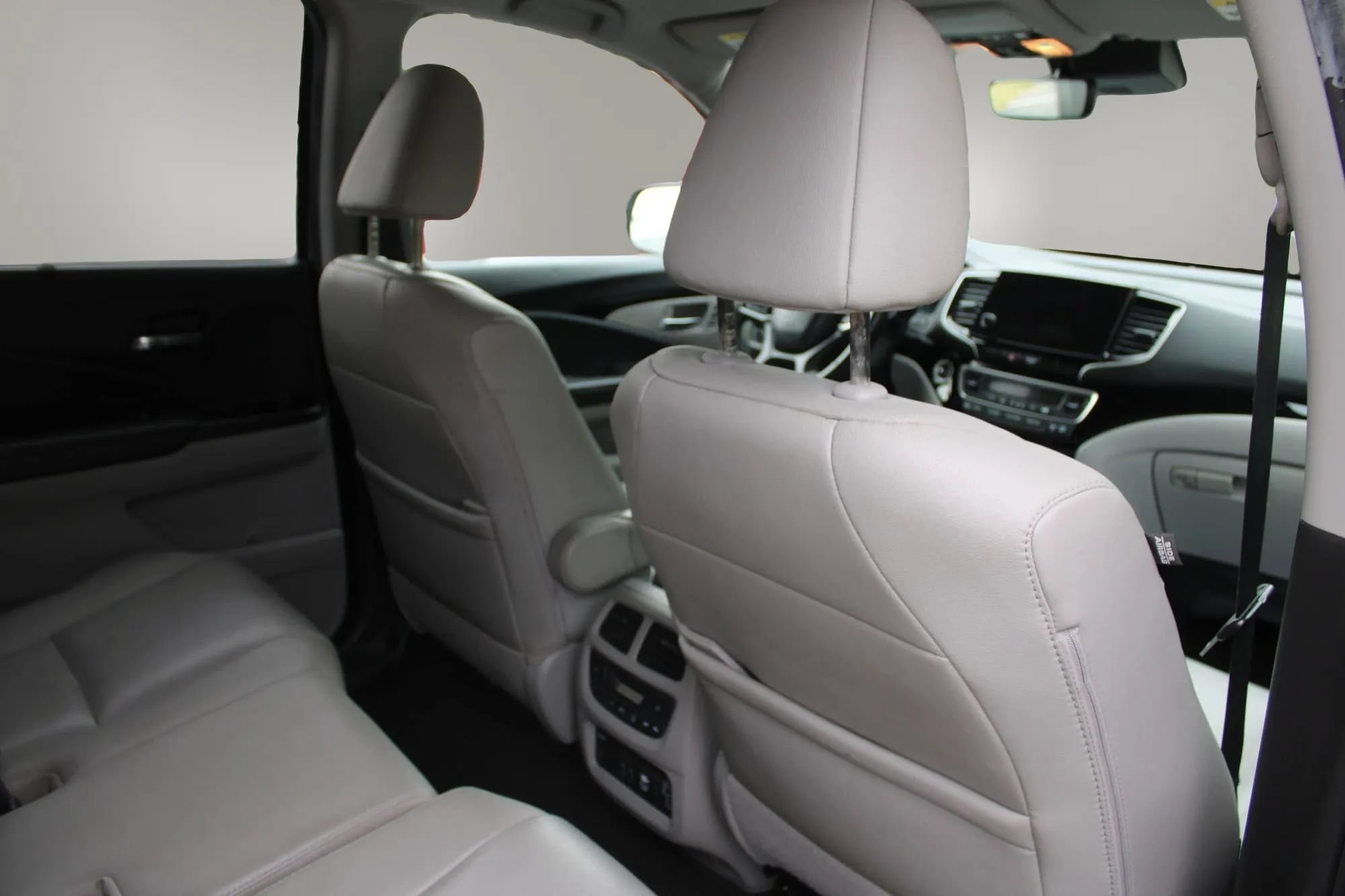 Used 2020 Honda Pilot Touring image 26