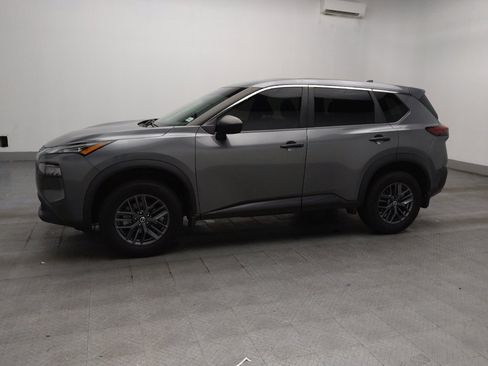 Used 2021 Nissan Rogue S FWD image 2
