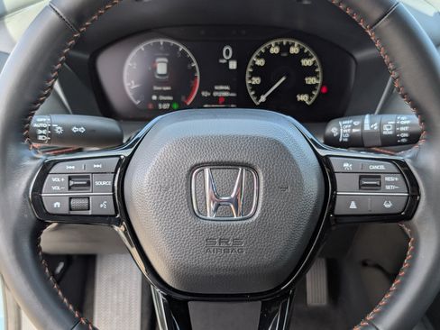 Used 2025 Honda HR-V Sport image 18