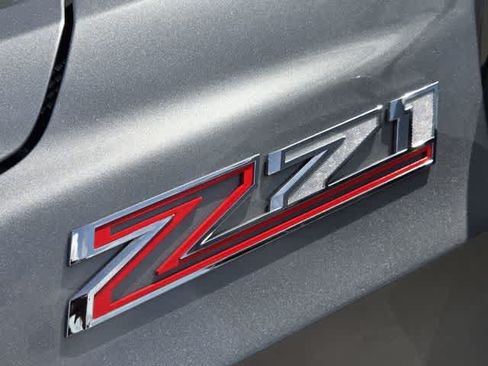 Used 2023 Chevrolet Suburban Z71 AWD/4WD image 8