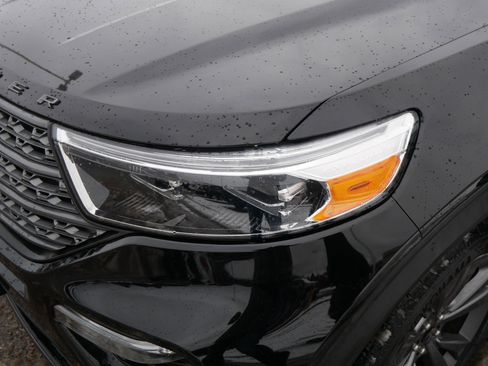 Used 2023 Ford Explorer XLT w/ Equipment Group 202A image 26