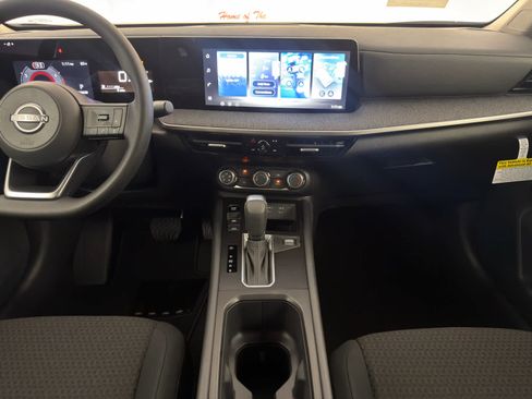 New 2026 Nissan Kicks S FWD image 19