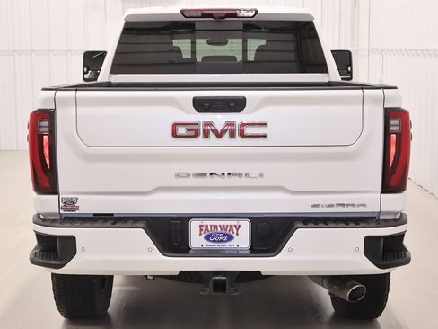 Used 2024 GMC Sierra 2500 Denali w/ Denali Reserve Package image 8