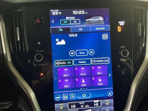 Used 2022 Subaru Outback Premium image 19