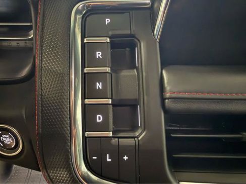 Used 2022 Chevrolet Tahoe RST AWD/4WD image 24