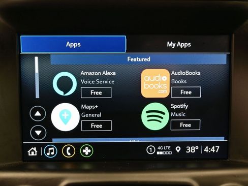 Used 2024 GMC Terrain SLT image 24