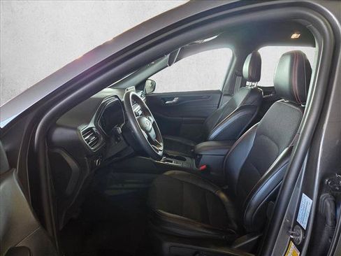 Used 2025 Ford Escape ST-Line AWD/4WD image 10