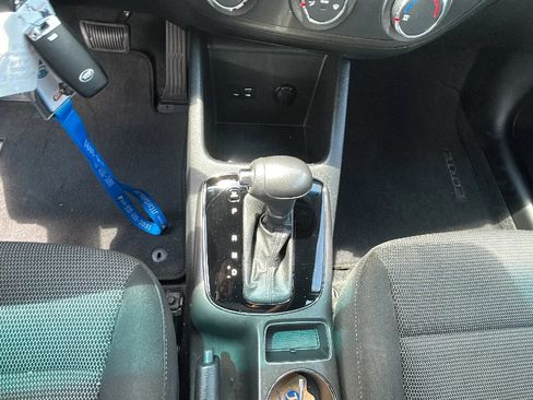 Used 2017 Kia Forte LX FWD image 22