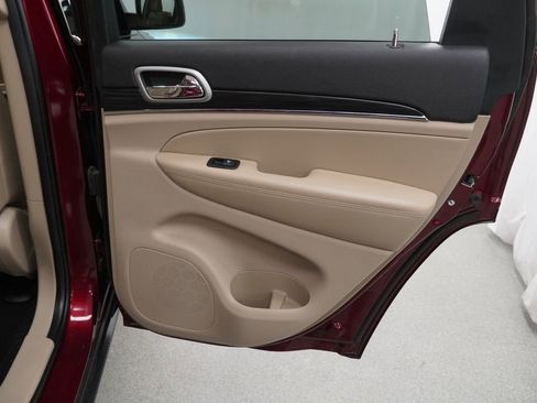 Certified 2020 Jeep Grand Cherokee Limited w/ Luxury Group II image 47