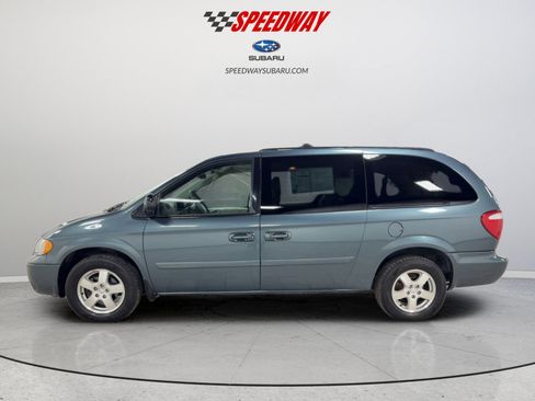 Used 2006 Dodge Grand Caravan SXT image 6