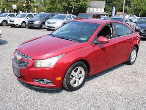 Used 2011 Chevrolet Cruze LT FWD image 2