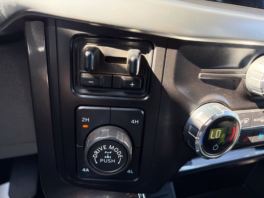 Used 2021 Ford F150 Lariat AWD/4WD image 28