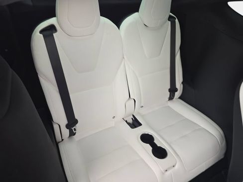 Used 2026 Tesla Model X Plaid AWD/4WD image 16