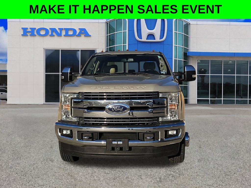 Used 2017 Ford F350 Lariat w/ Chrome Package AWD/4WD image 9