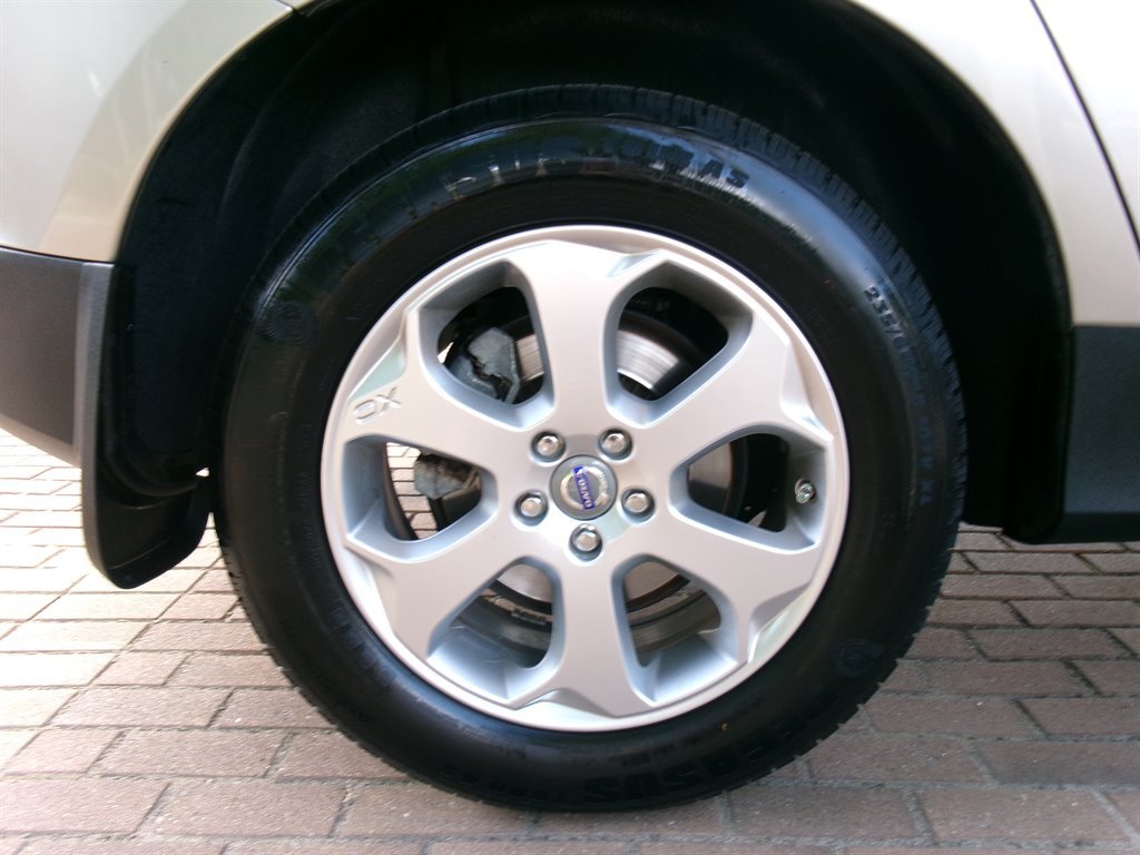 Used 2013 Volvo XC60 3.2 FWD image 37
