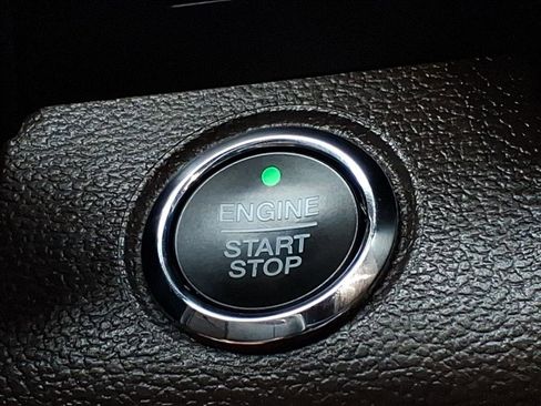 Used 2020 Ford F250 King Ranch w/ Chrome Package image 28