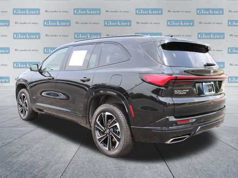 Used 2026 Buick Enclave Sport Touring AWD/4WD image 8