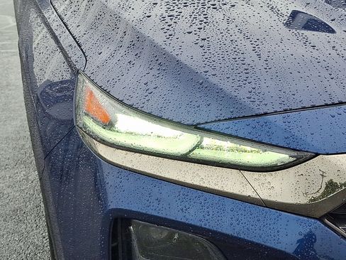 Used 2020 Hyundai Santa Fe Limited image 9