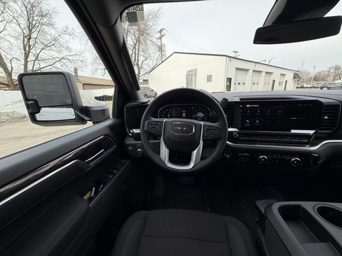 New 2026 GMC Sierra 1500 SLE w/ Max Trailering Package image 2