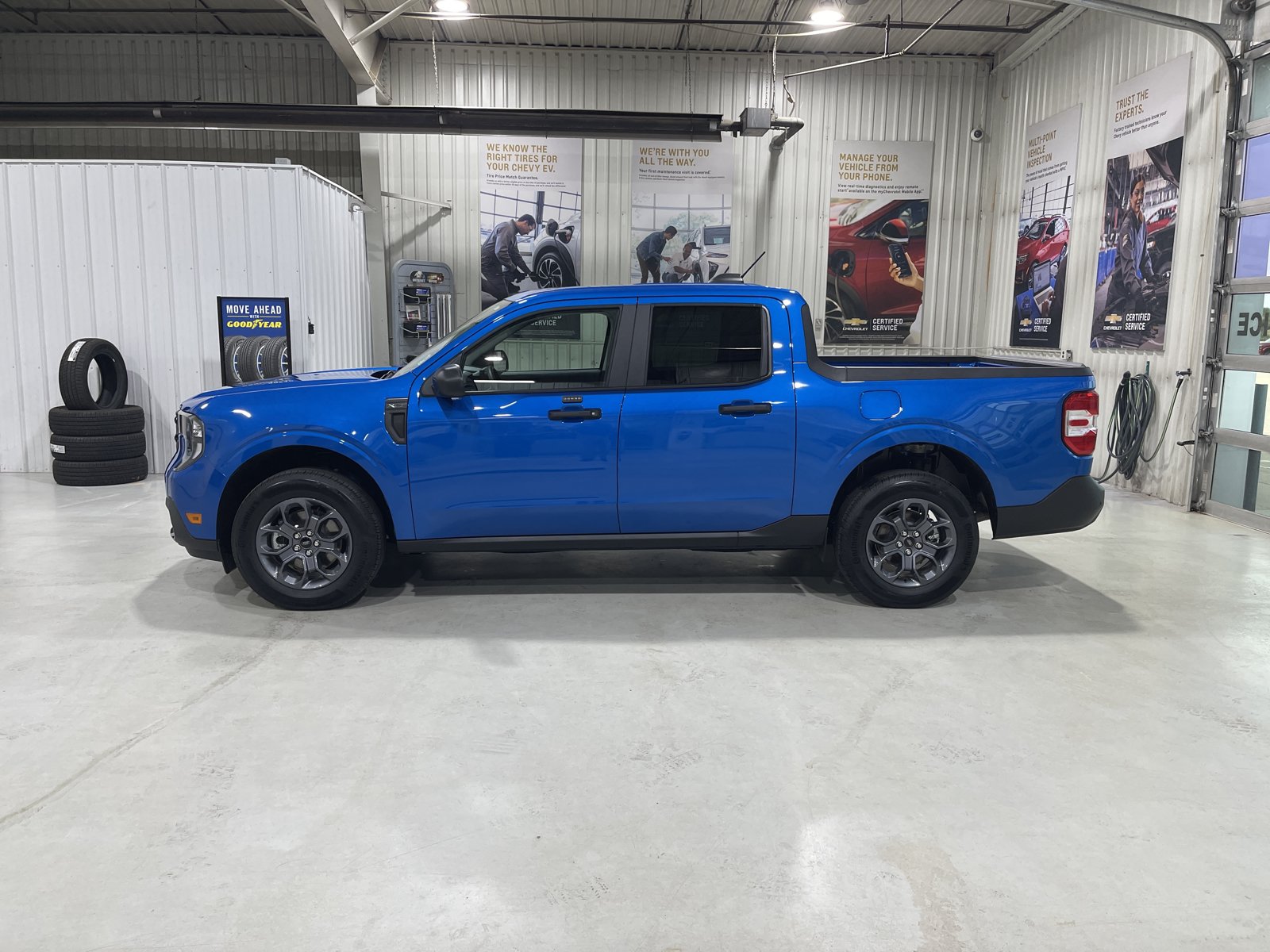 Used 2025 Ford Maverick XLT w/ 4K Tow Package AWD/4WD image 5