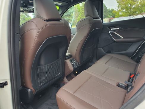 Used 2023 BMW X1 xDrive28i w/ M Sport Package AWD/4WD image 31