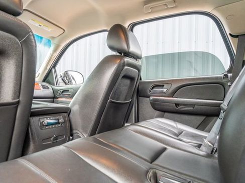 Used 2014 GMC Yukon SLT AWD/4WD image 34