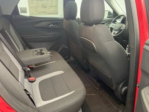 New 2026 Chevrolet TrailBlazer LT w/ Convenience Package FWD image 26