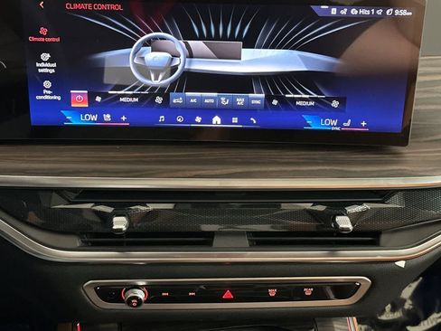 Used 2026 BMW X5 xDrive50e w/ Premium Package AWD/4WD image 21