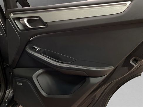 Used 2017 Porsche Macan GTS w/ Premium Package Plus image 65