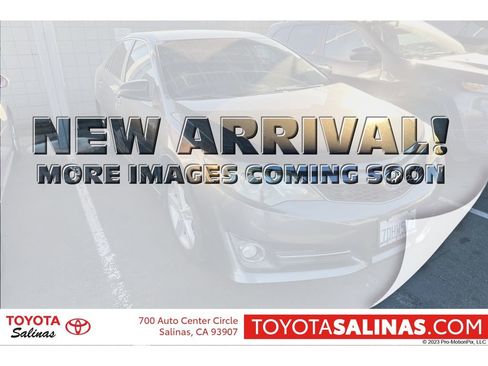 Used 2014 Toyota Camry SE image 1