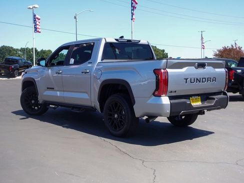 New 2026 Toyota Tundra Limited AWD/4WD image 10