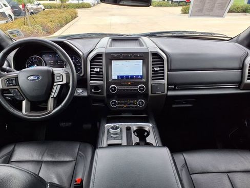 Used 2020 Ford Expedition Max XLT w/ Equipment Group 202A RWD image 25