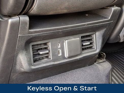 Used 2023 Chevrolet Silverado 1500 LT image 21