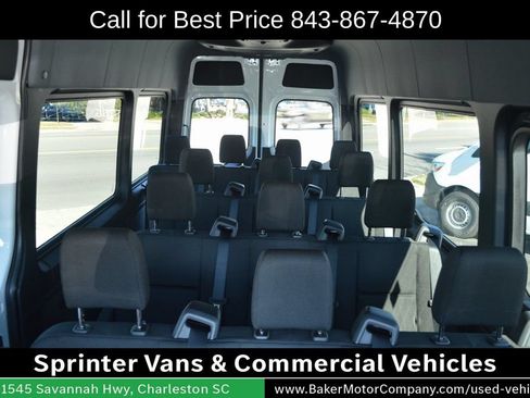 Used 2025 Mercedes-Benz Sprinter 2500 image 7
