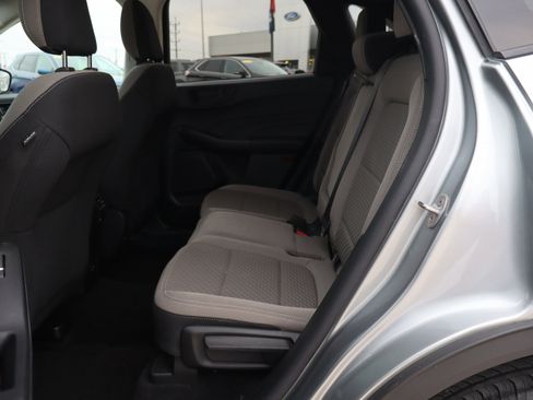 Used 2022 Ford Escape SE w/ Convenience Package image 10