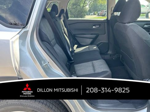 Used 2025 Nissan Rogue SV AWD/4WD image 12
