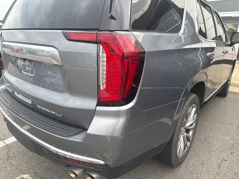 Used 2022 GMC Yukon Denali AWD/4WD image 4