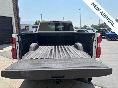 Used 2025 Chevrolet Silverado 2500 Custom w/ Custom Value Package AWD/4WD image 13