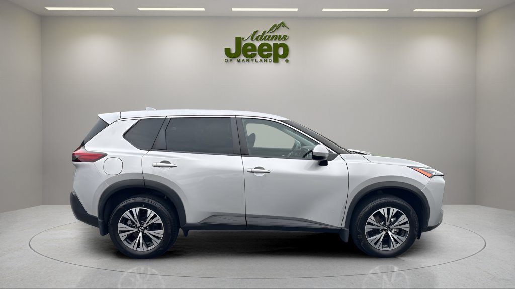 Used 2023 Nissan Rogue SV AWD/4WD image 4