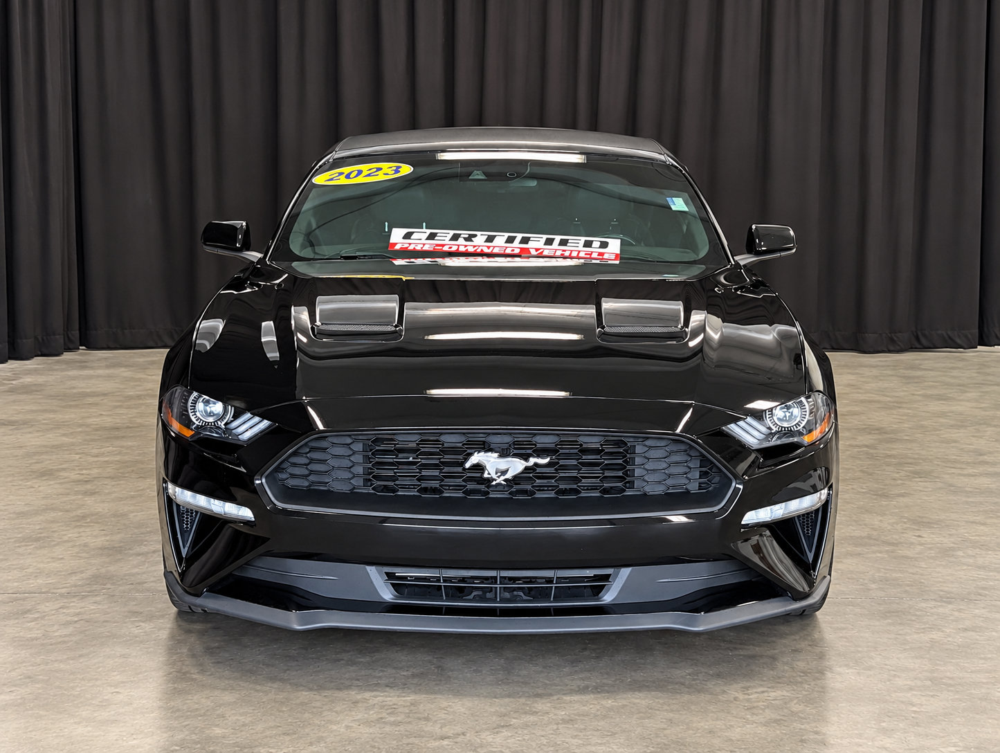 Used 2023 Ford Mustang Premium RWD image 9