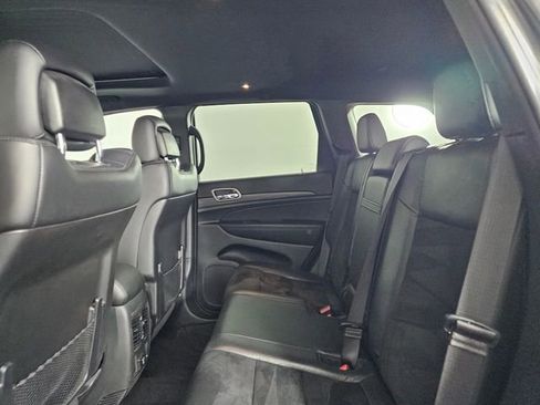 Used 2021 Jeep Grand Cherokee Laredo X image 19