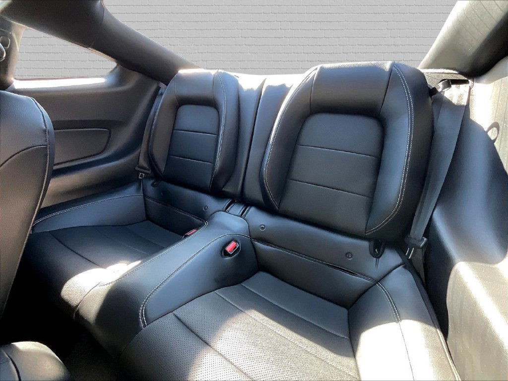 Used 2021 Ford Mustang GT Premium w/ Black Accent Package RWD image 19