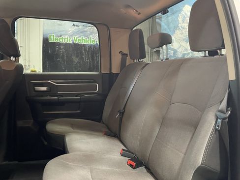 Used 2019 RAM 2500 Big Horn AWD/4WD image 18