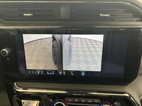 Used 2022 GMC Sierra 1500 AT4X image 48